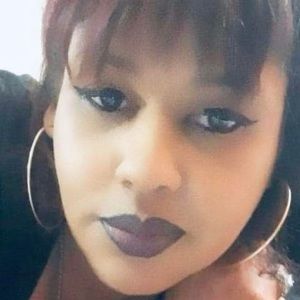 Meet your Posher, Nella